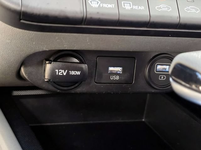 Used 2022 Hyundai Elantra SEL FWD image 32
