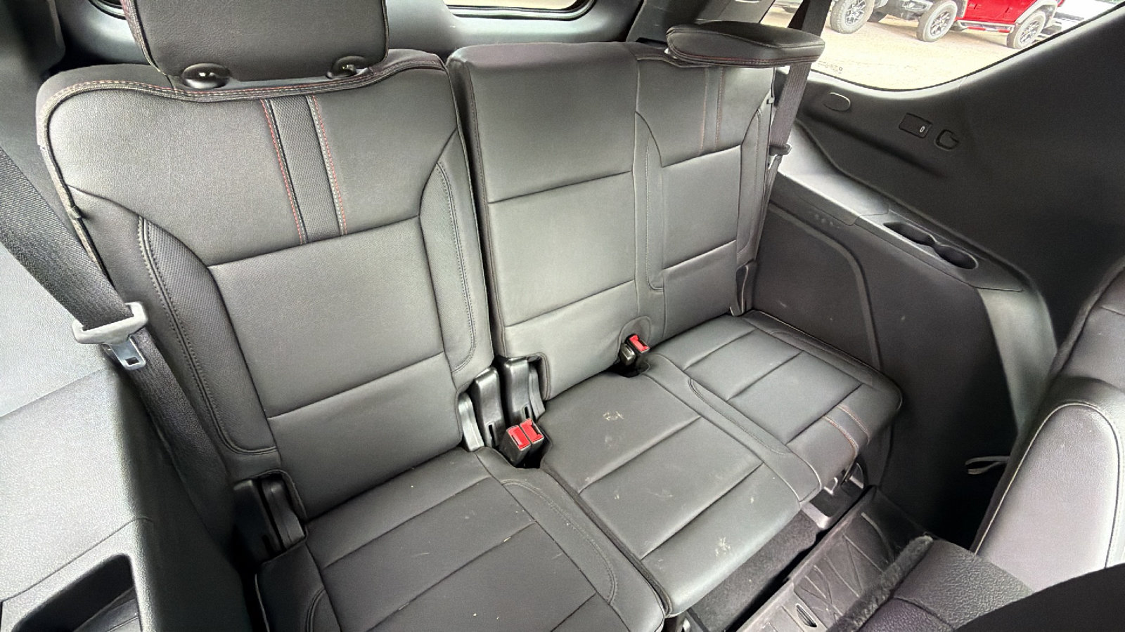 Used 2024 Chevrolet Tahoe RST w/ Luxury Package AWD/4WD image 23