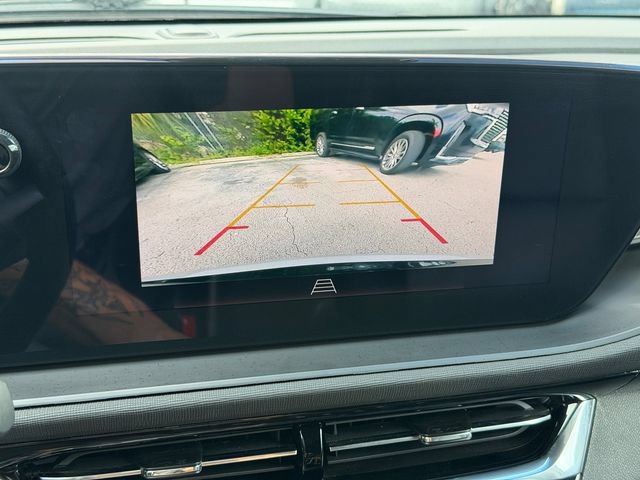 Used 2025 Buick Envista Sport Touring w/ Convenience II Package FWD image 21
