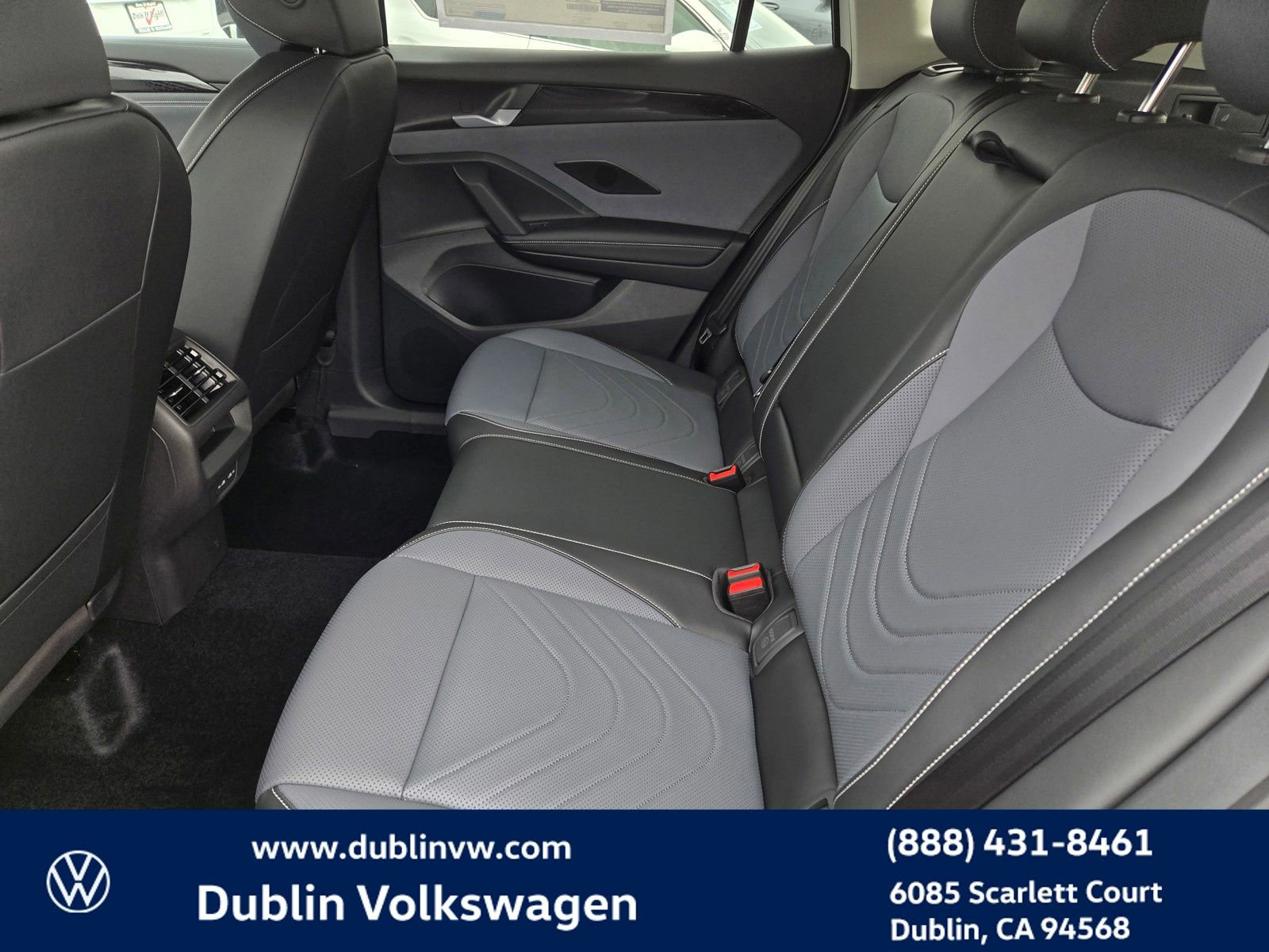 New 2026 Volkswagen Tiguan SE AWD/4WD image 10
