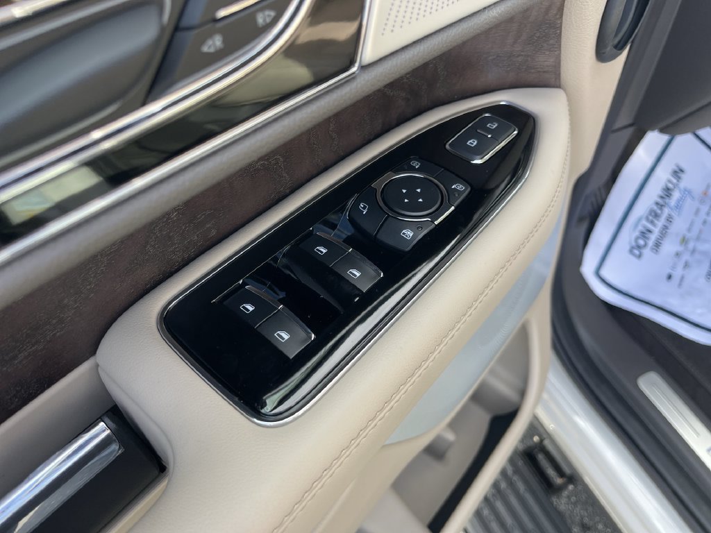 Used 2024 Lincoln Navigator Reserve AWD/4WD image 13
