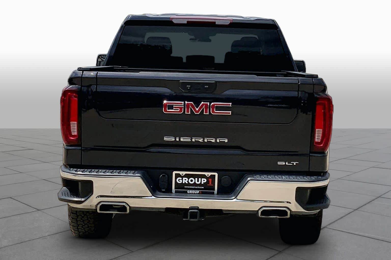 Used 2023 GMC Sierra 1500 SLT AWD/4WD image 5