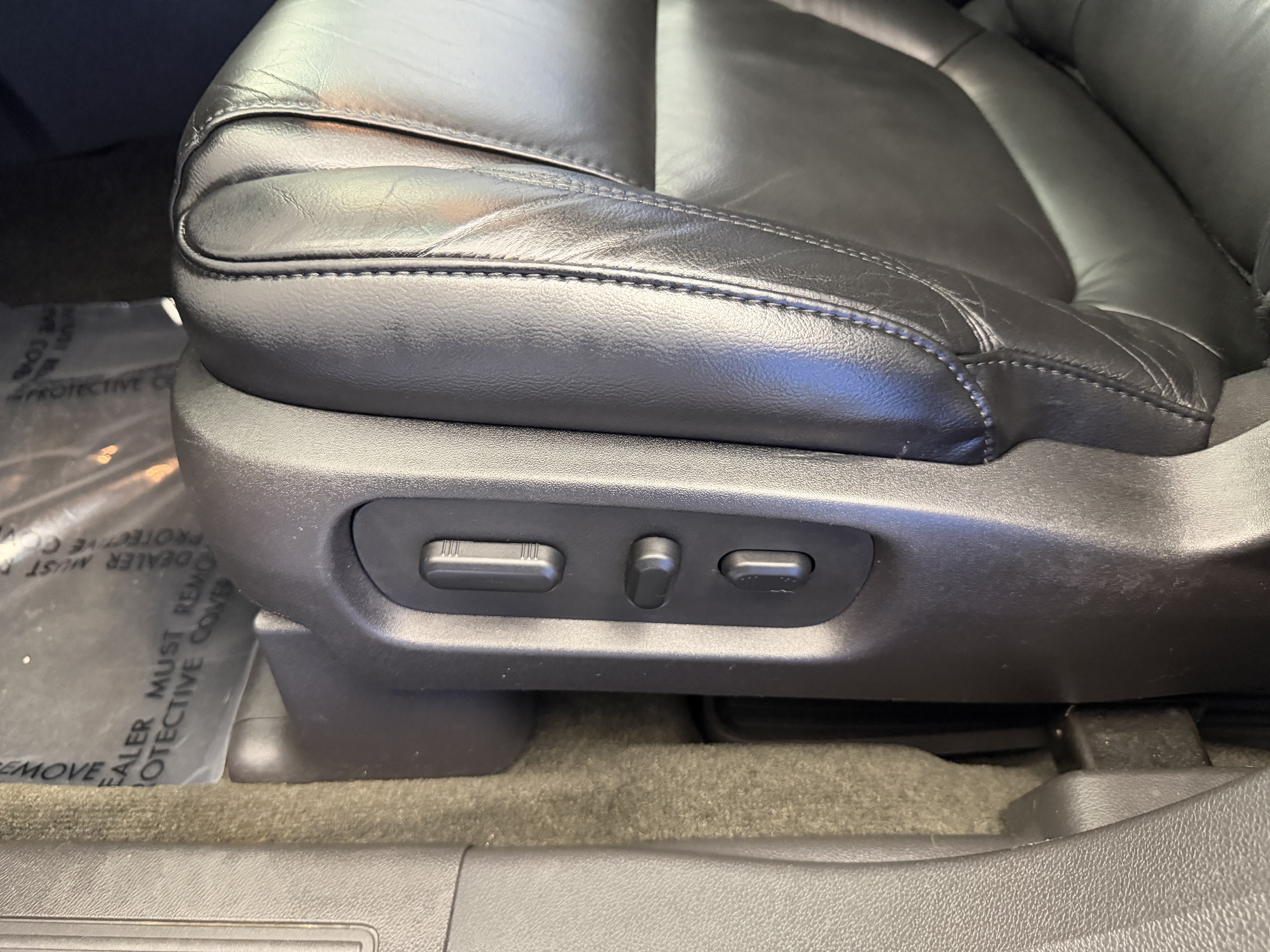 Used 2014 Ford Explorer XLT w/ Equipment Group 202A FWD image 13