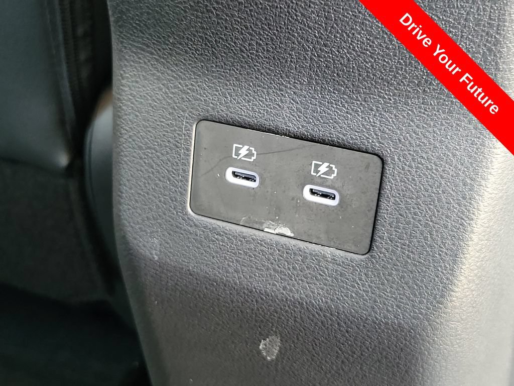 Used 2025 Nissan Kicks SR w/ SR Premium Package AWD/4WD image 22