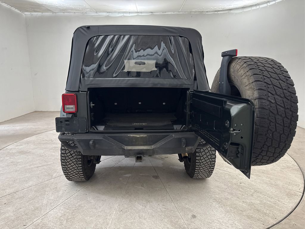 Used 2011 Jeep Wrangler Unlimited Sport image 23