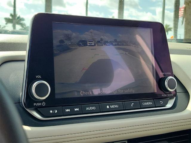 Certified 2023 Nissan Rogue SV image 28