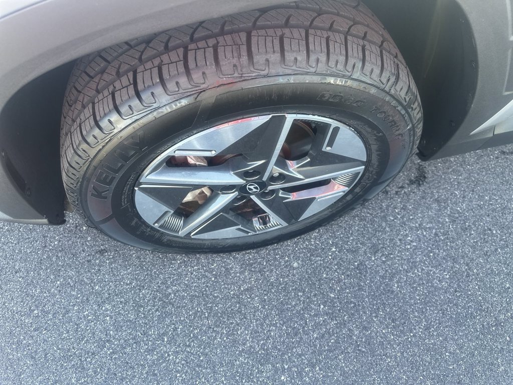 Used 2025 Hyundai Tucson SEL AWD/4WD image 16