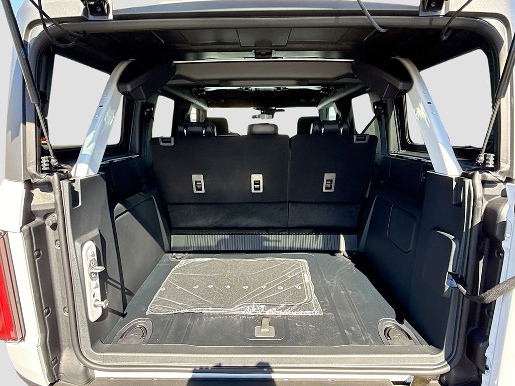 New 2025 Ford Bronco Badlands image 13