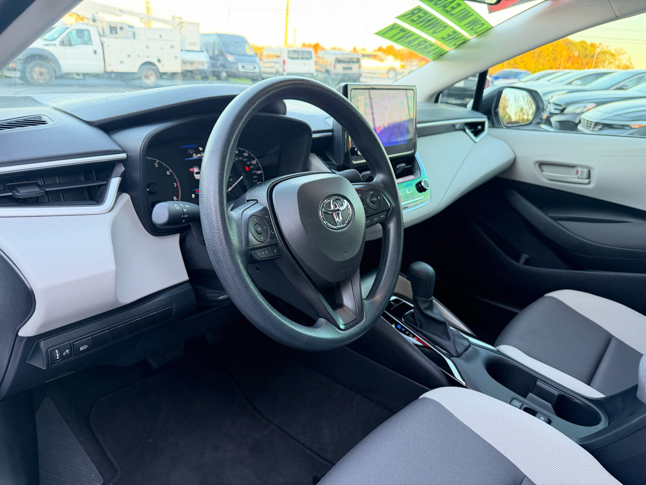 Used 2024 Toyota Corolla LE image 17