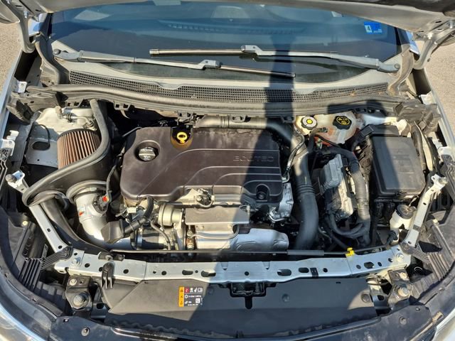 Used 2018 Chevrolet Cruze LT w/ Sun And Sound Package image 20