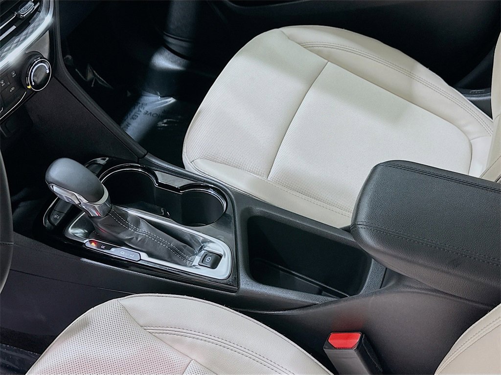 Used 2025 Buick Encore GX Sport Touring image 16