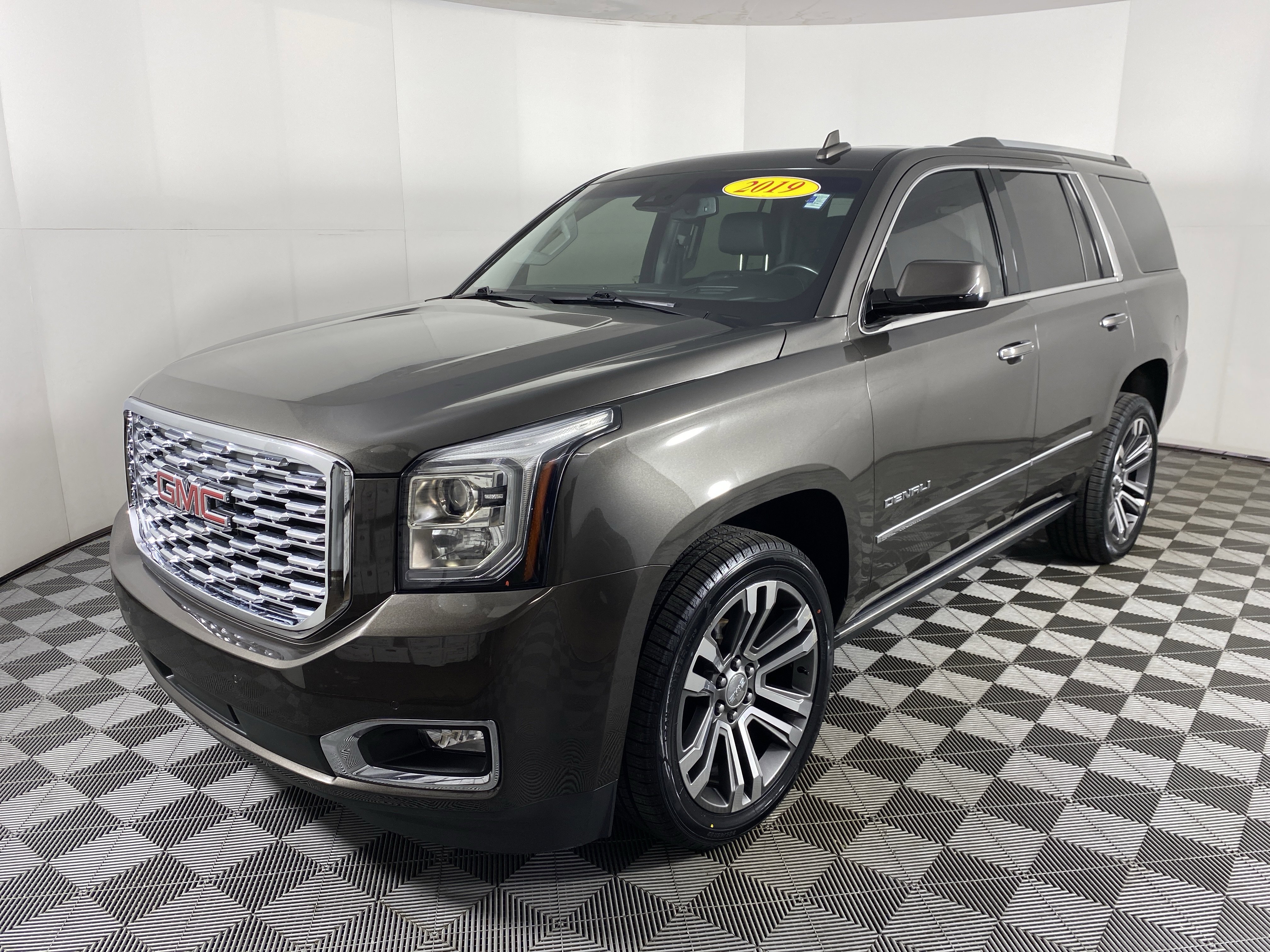 Used 2019 GMC Yukon Denali w/ Denali Ultimate Package image 11