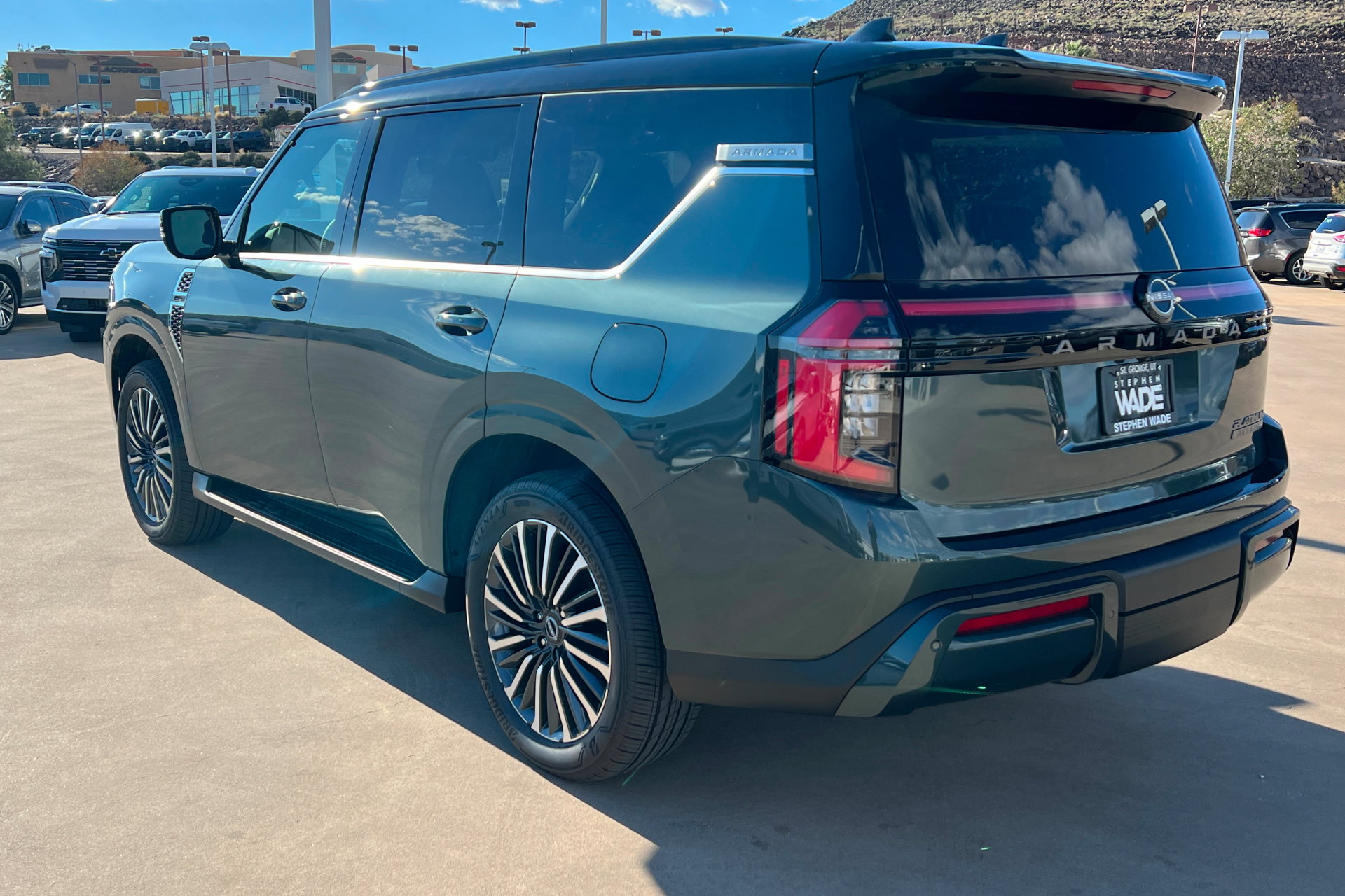 New 2027 Nissan Armada Platinum Reserve AWD/4WD image 3