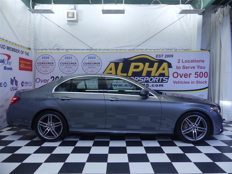 Used 2019 Mercedes-Benz E 300 image 31