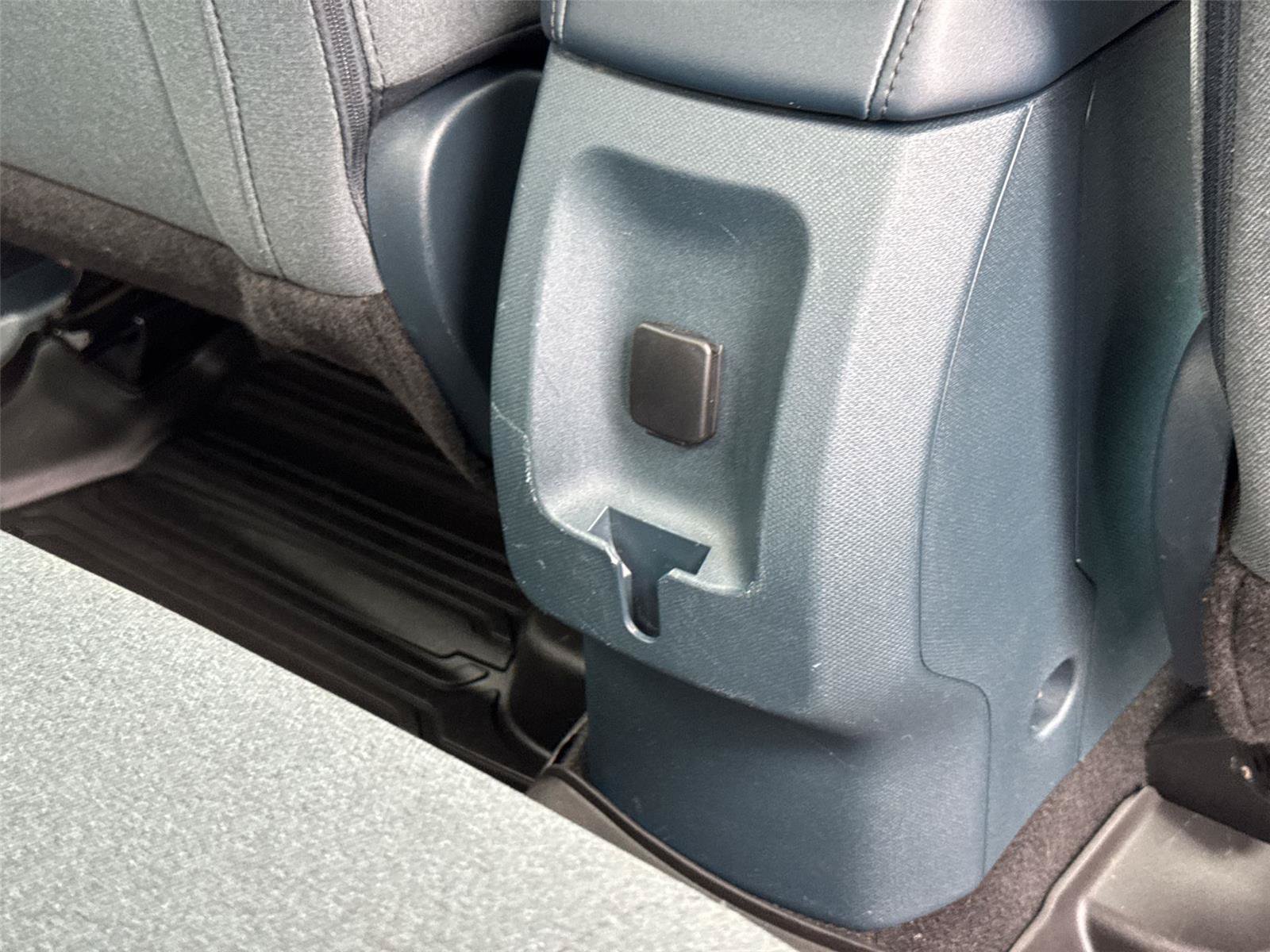 Used 2024 Ford Maverick XLT FWD image 19