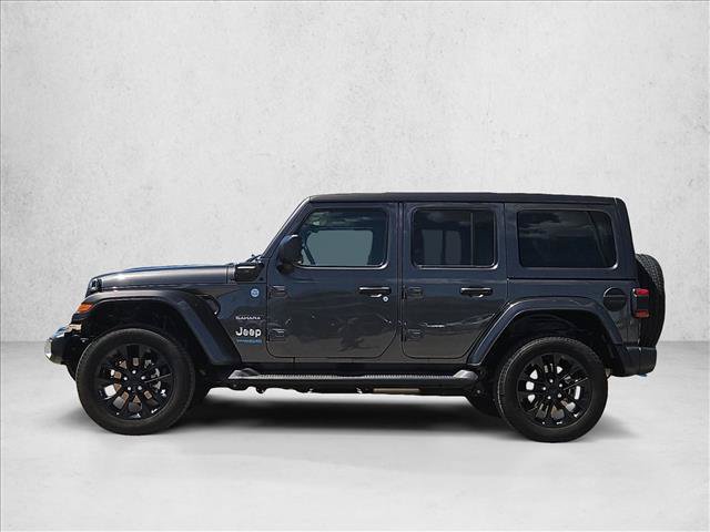 Used 2021 Jeep Wrangler Unlimited Sahara w/ Cold Weather Group AWD/4WD image 9