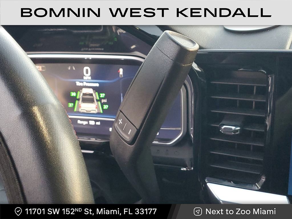 Used 2024 Chevrolet Silverado 1500 LT image 26