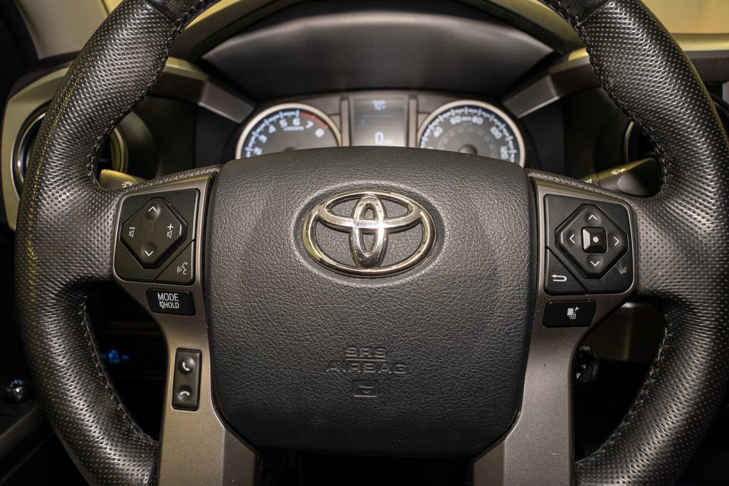 Used 2016 Toyota Tacoma SR5 image 16
