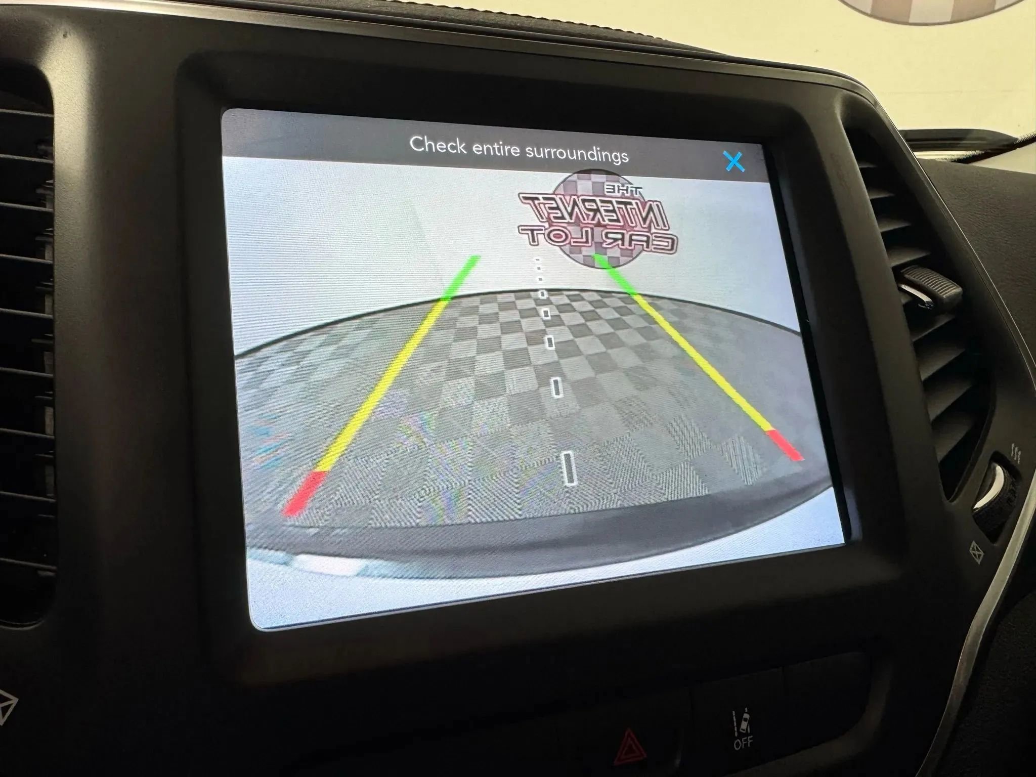 Used 2022 Jeep Cherokee Latitude Lux FWD image 18