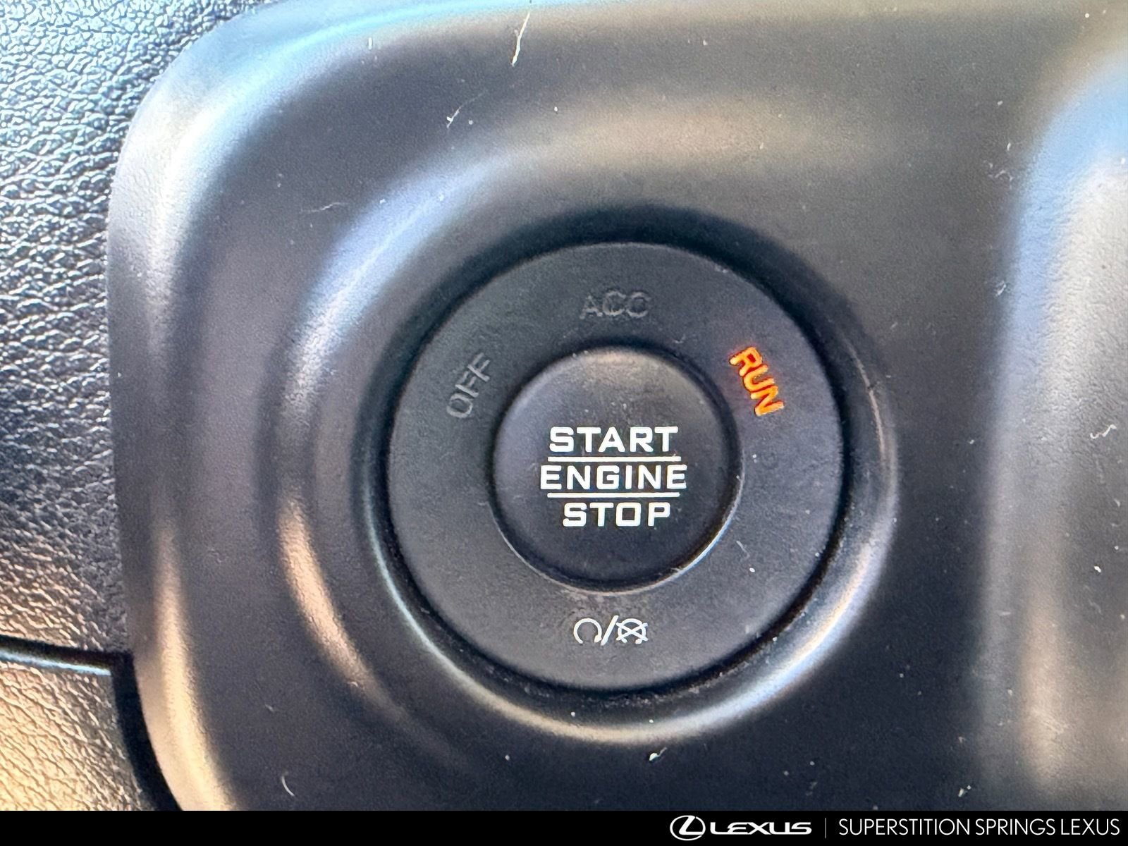 Used 2020 Jeep Wrangler Unlimited Sahara image 30