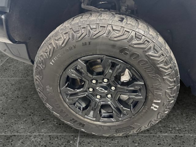 Used 2023 Chevrolet Silverado 1500 ZR2 w/ LPO, Dark Essentials Package AWD/4WD image 24