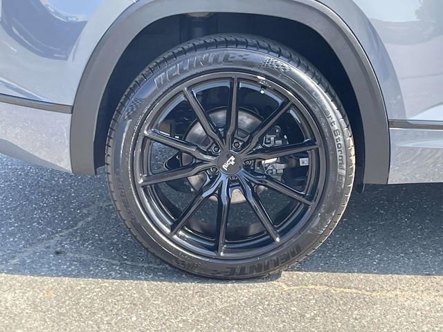 Used 2022 Volkswagen Atlas Cross Sport SEL R-Line AWD/4WD image 7
