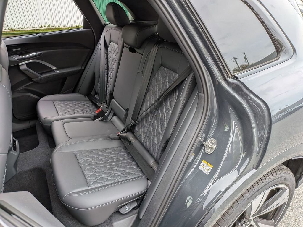 New 2026 Audi SQ5 Premium Plus AWD/4WD image 19