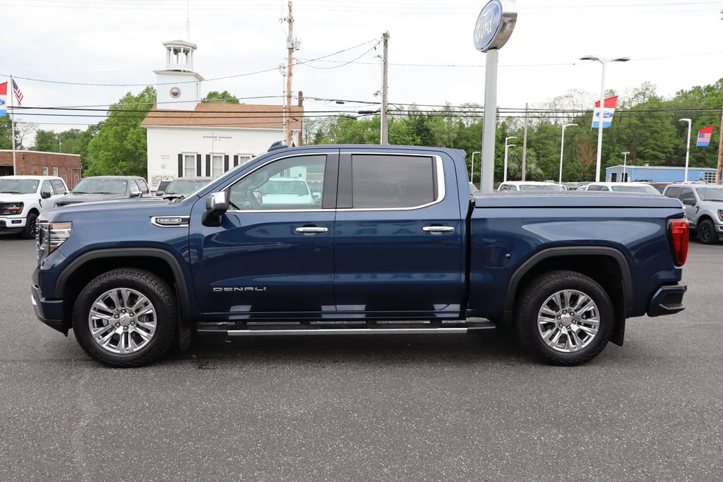 Used 2023 GMC Sierra 1500 Denali w/ Technology Package AWD/4WD image 15