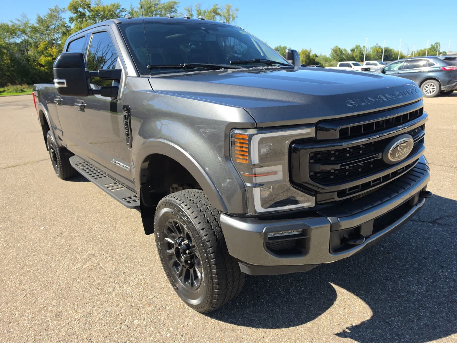 Used 2020 Ford F250 Lariat w/ Tremor Off-Road Package AWD/4WD image 4
