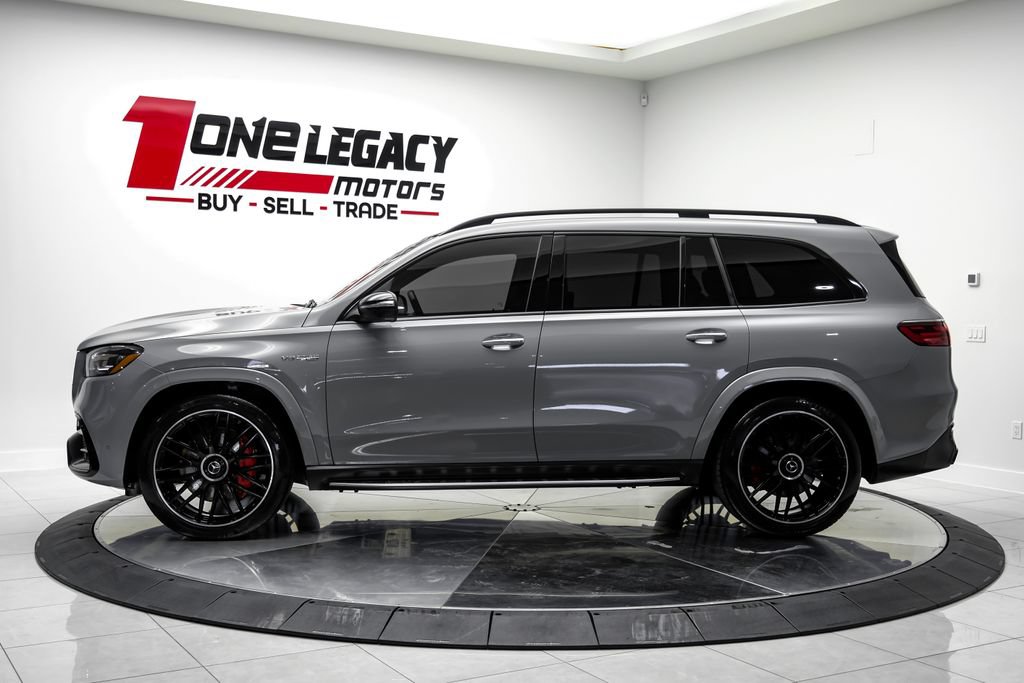 Used 2025 Mercedes-Benz GLS 63 AMG 4MATIC image 13