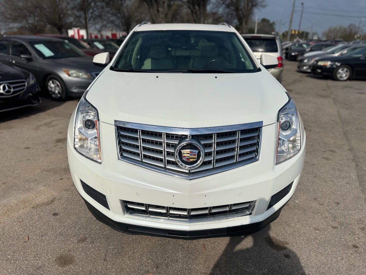 Used 2016 Cadillac SRX Luxury w/ Driver Awareness Package image 2