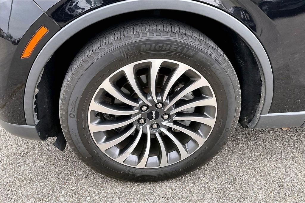 Used 2020 Lincoln Aviator Reserve image 12