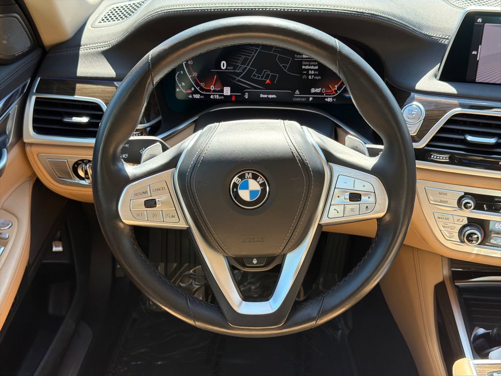Used 2022 BMW 740i w/ Premium Package RWD image 24