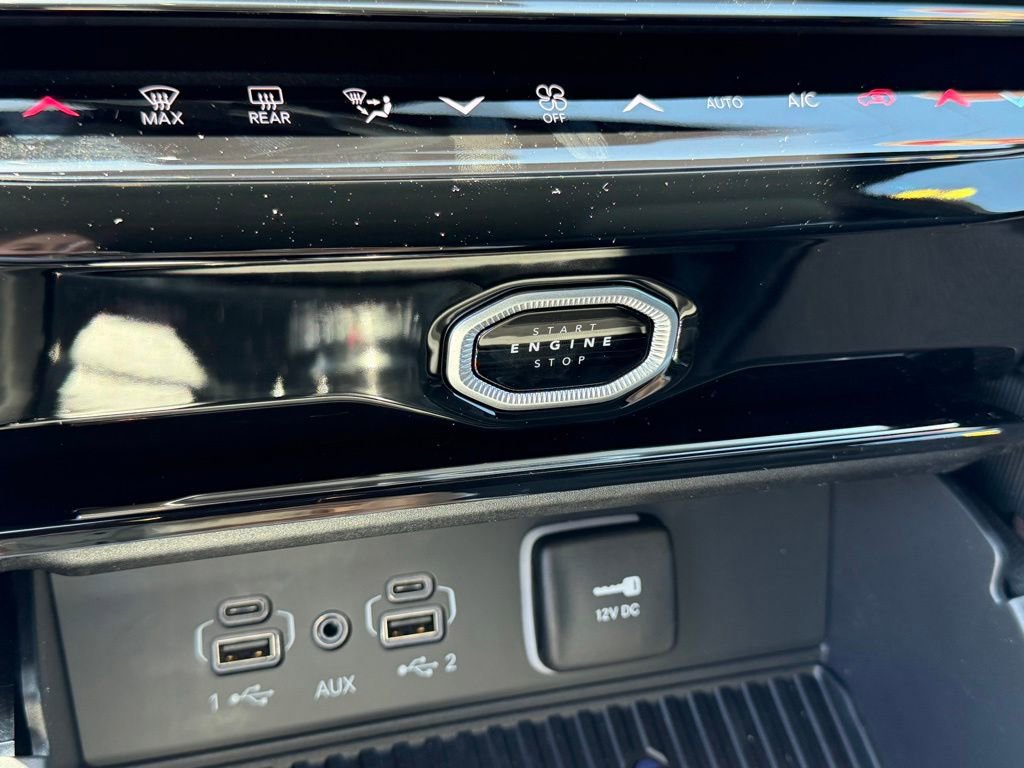 New 2026 Jeep Grand Cherokee L 4WD image 19
