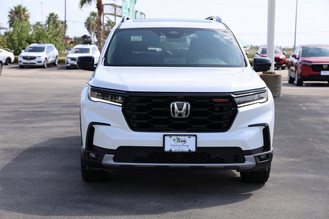 New 2025 Honda Pilot TrailSport image 2