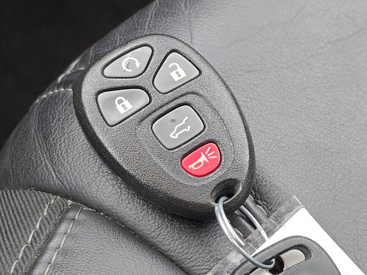 Used 2017 GMC Acadia Limited SLT image 31