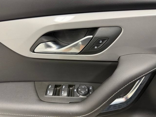 Certified 2025 Chevrolet Blazer LT AWD/4WD image 17
