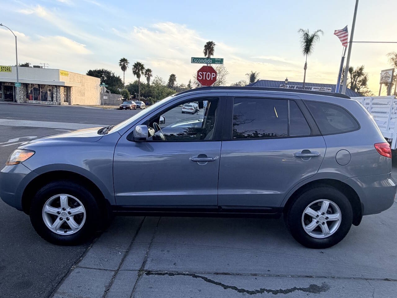 Used 2008 Hyundai Santa Fe GLS FWD image 4