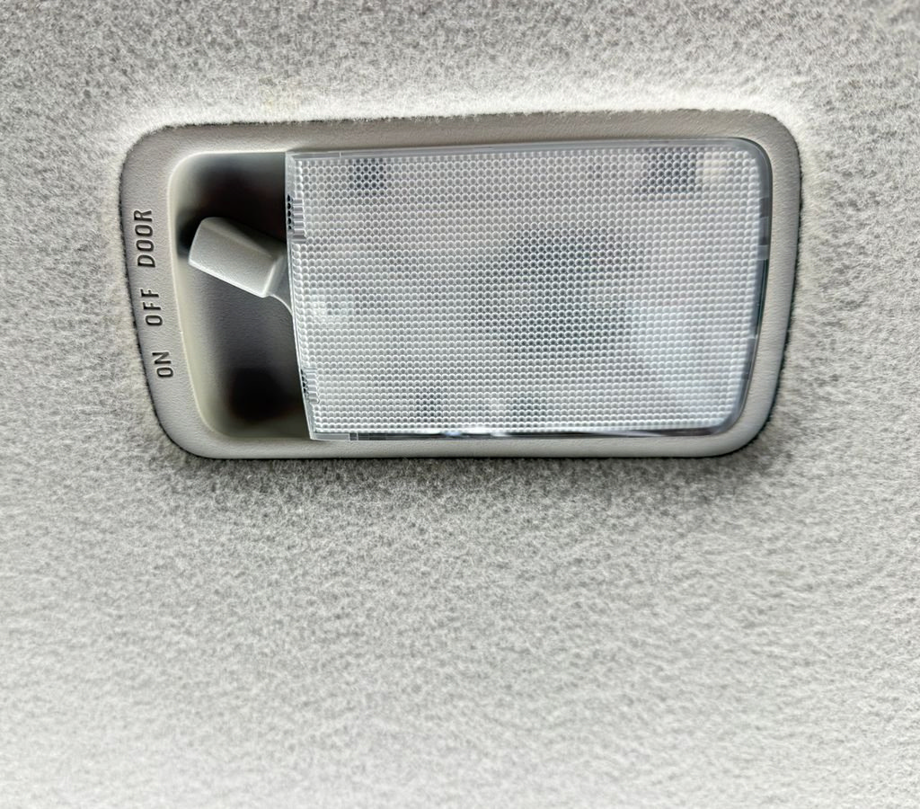Used 2023 Nissan Kicks S FWD image 28