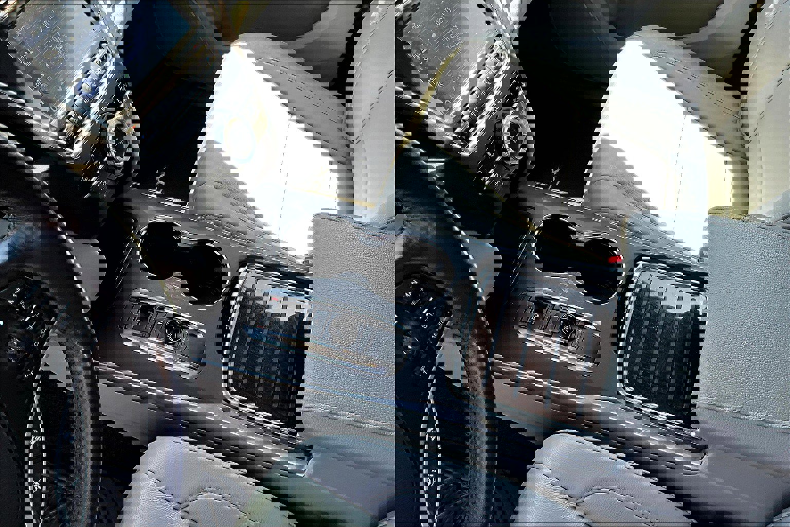 Used 2017 Acura MDX SH-AWD w/ Technology Package image 12