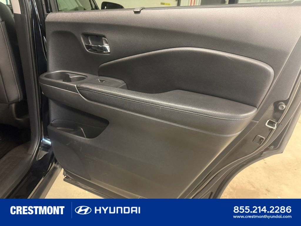Used 2016 Honda Pilot Elite image 28