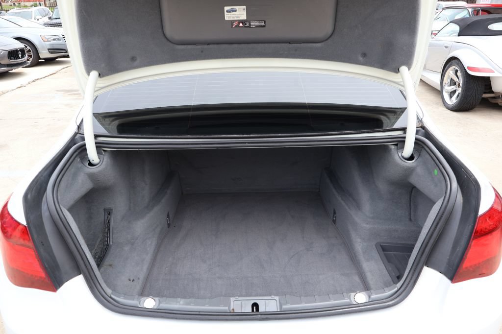 Used 2015 BMW 740i RWD image 10