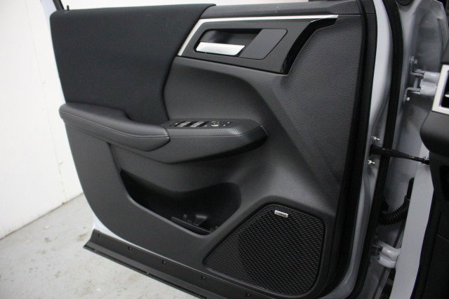 New 2026 Mitsubishi Outlander ES image 15