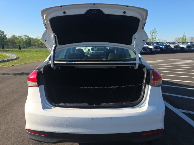 Used 2017 Kia Forte LX image 10