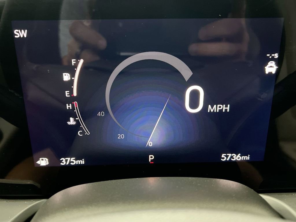 Used 2024 Buick Encore GX Avenir w/ Avenir Convenience Package image 11