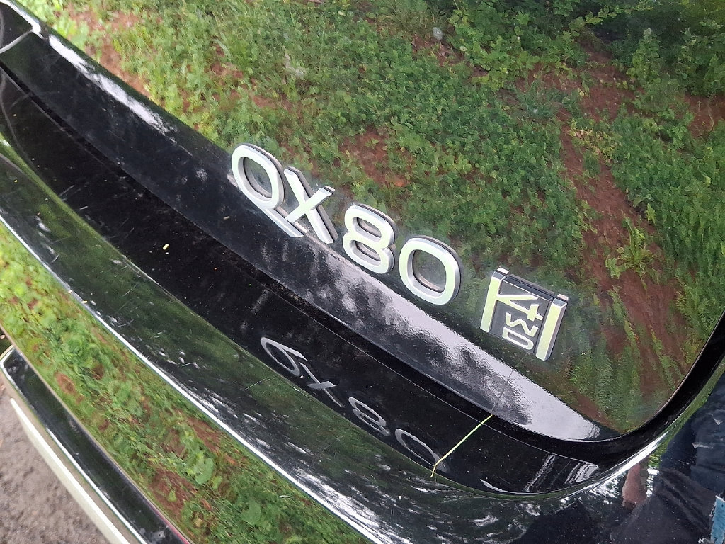 Used 2025 INFINITI QX80 Luxe AWD/4WD image 30