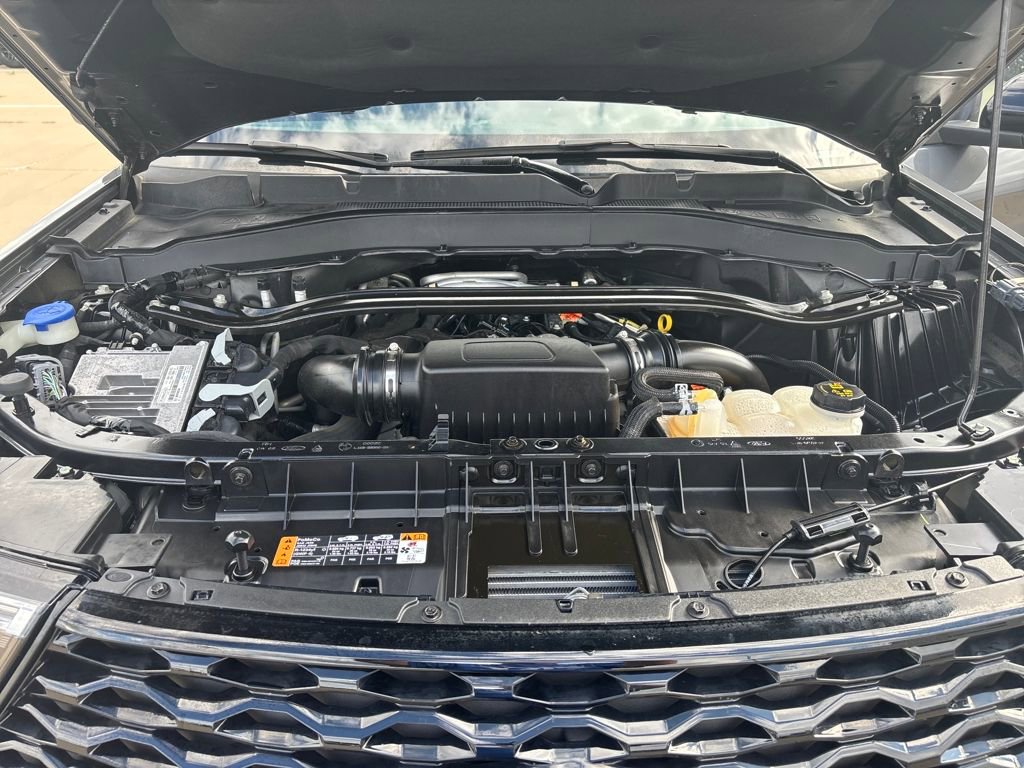 Used 2022 Ford Explorer ST w/ ST Street Pack image 43