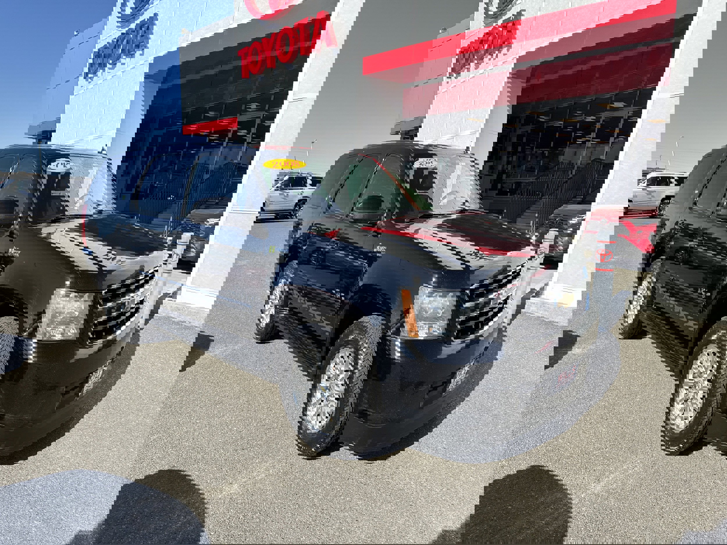 Used 2008 Chevrolet Tahoe 4WD Hybrid image 1