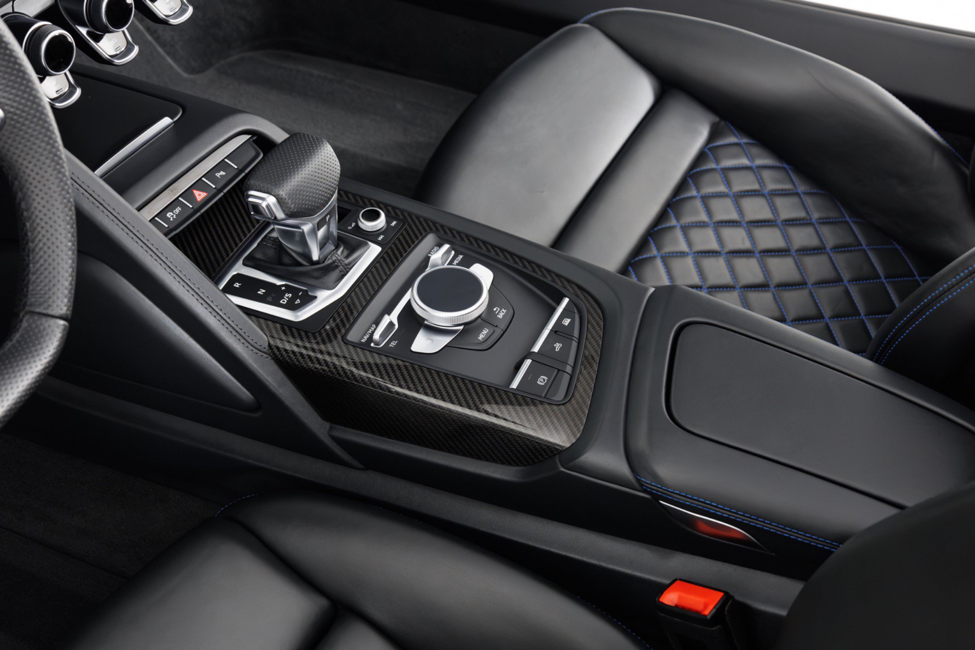 Used 2022 Audi R8 V10 w/ Premium Package RWD image 25