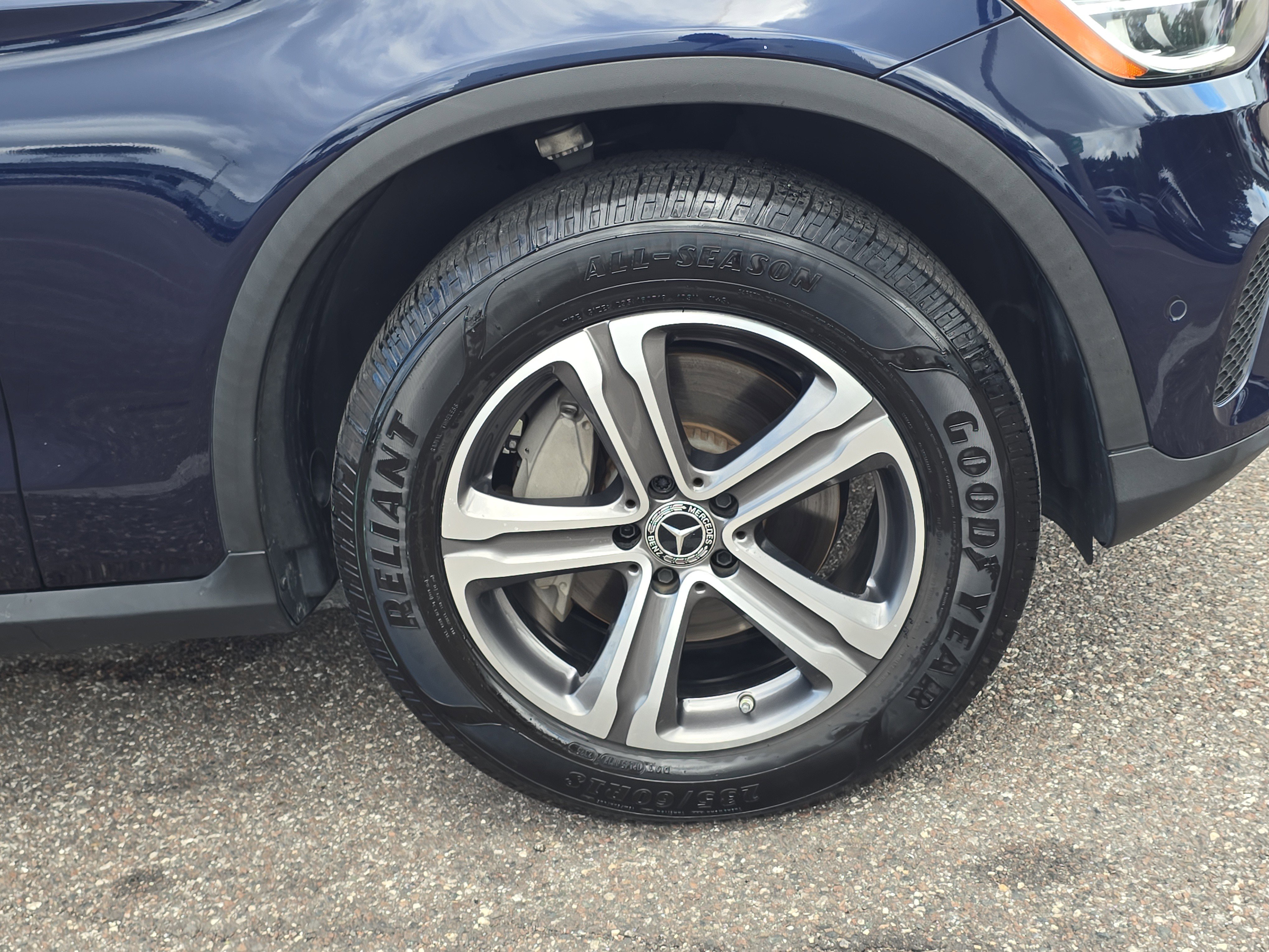 Used 2021 Mercedes-Benz GLC 300 image 35